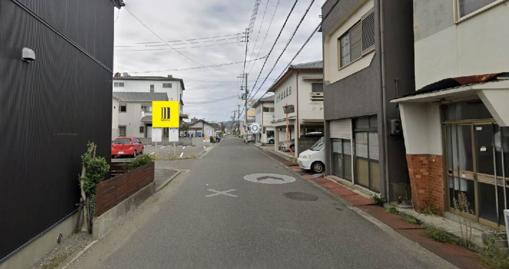 和歌山市北出島の空き看板枠