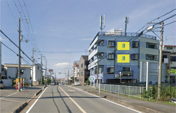 大阪府交野市3丁目の野立て看板枠写真