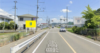 歌山市和佐関戸の野立て看板枠画像