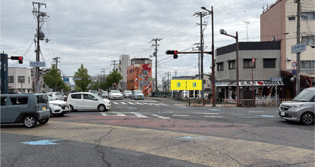和歌山市北新橋西詰交差点の野立て看板枠画像