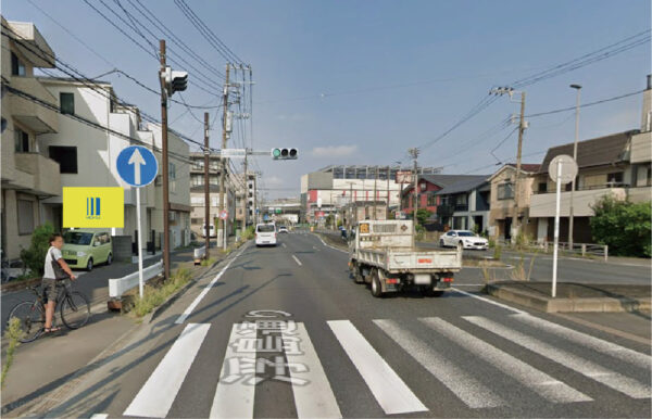 神奈川県川崎市川崎区江川1丁目の野立て看板枠画像です。