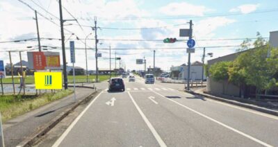 滋賀県野洲市 県道2号 小南交差点付近の野立て看板