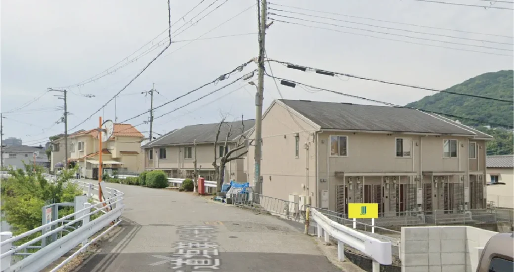 西宮市生瀬東町の野立て誘導看板